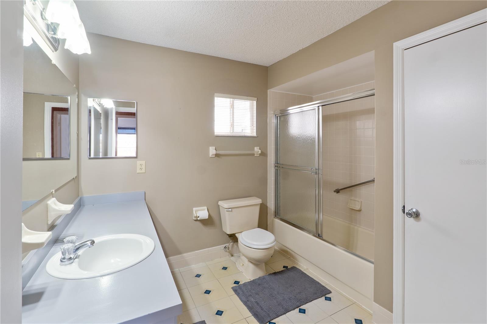 SPRUCE CRK SOUTH 02 - Residential