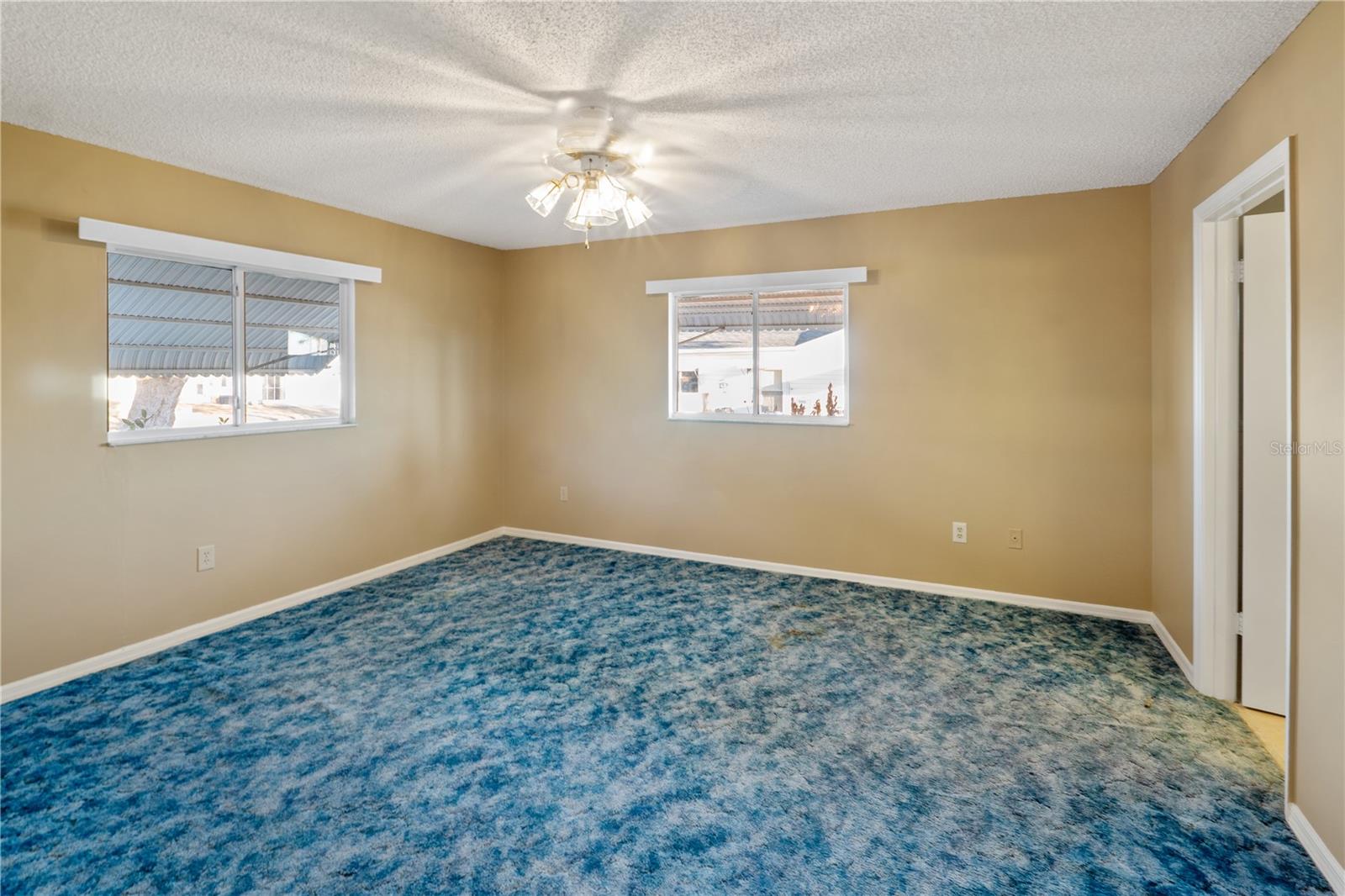 SPRUCE CRK SOUTH 02 - Residential