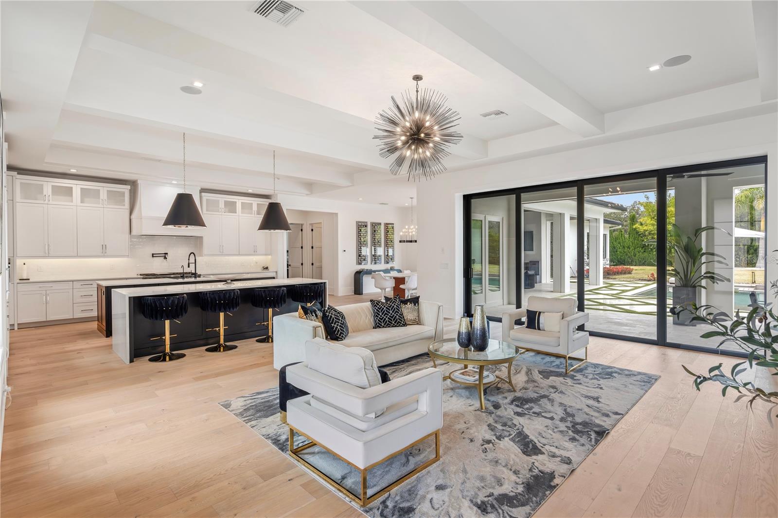 CHAINE DU LAC - Residential