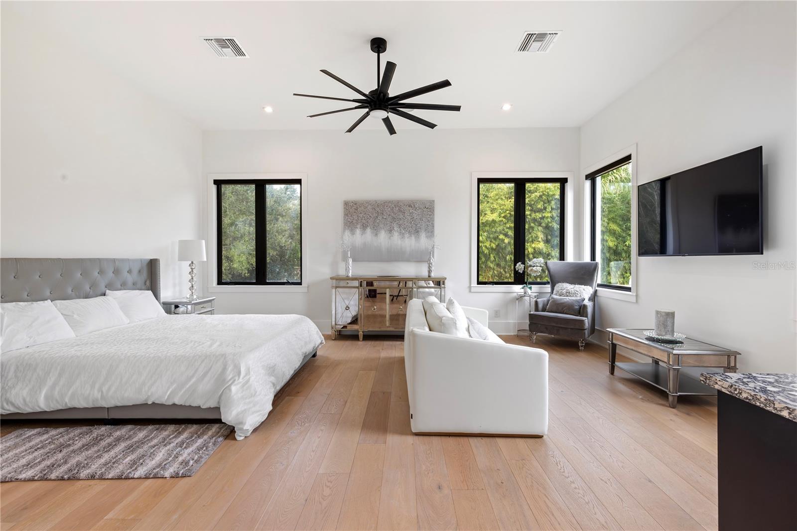 CHAINE DU LAC - Residential