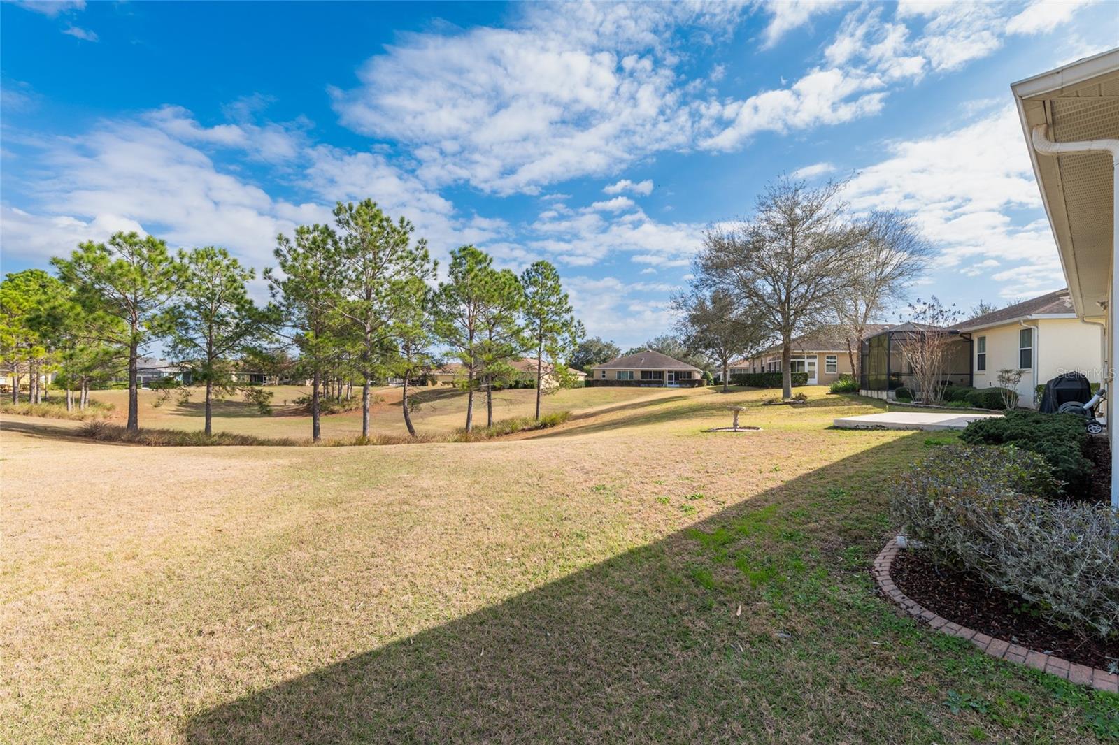 ON TOP OF THE WORLD - Residential
