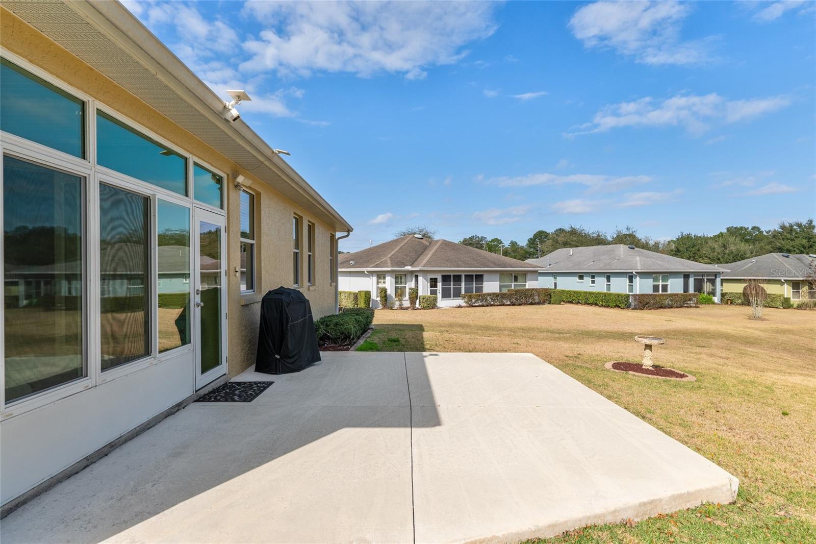 ON TOP OF THE WORLD - Residential