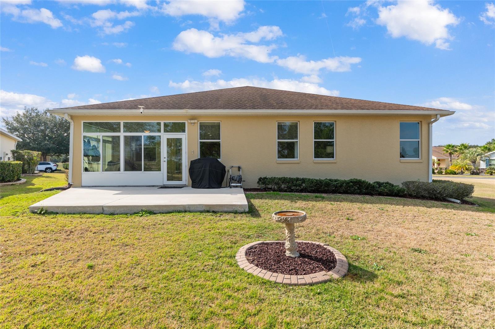 ON TOP OF THE WORLD - Residential