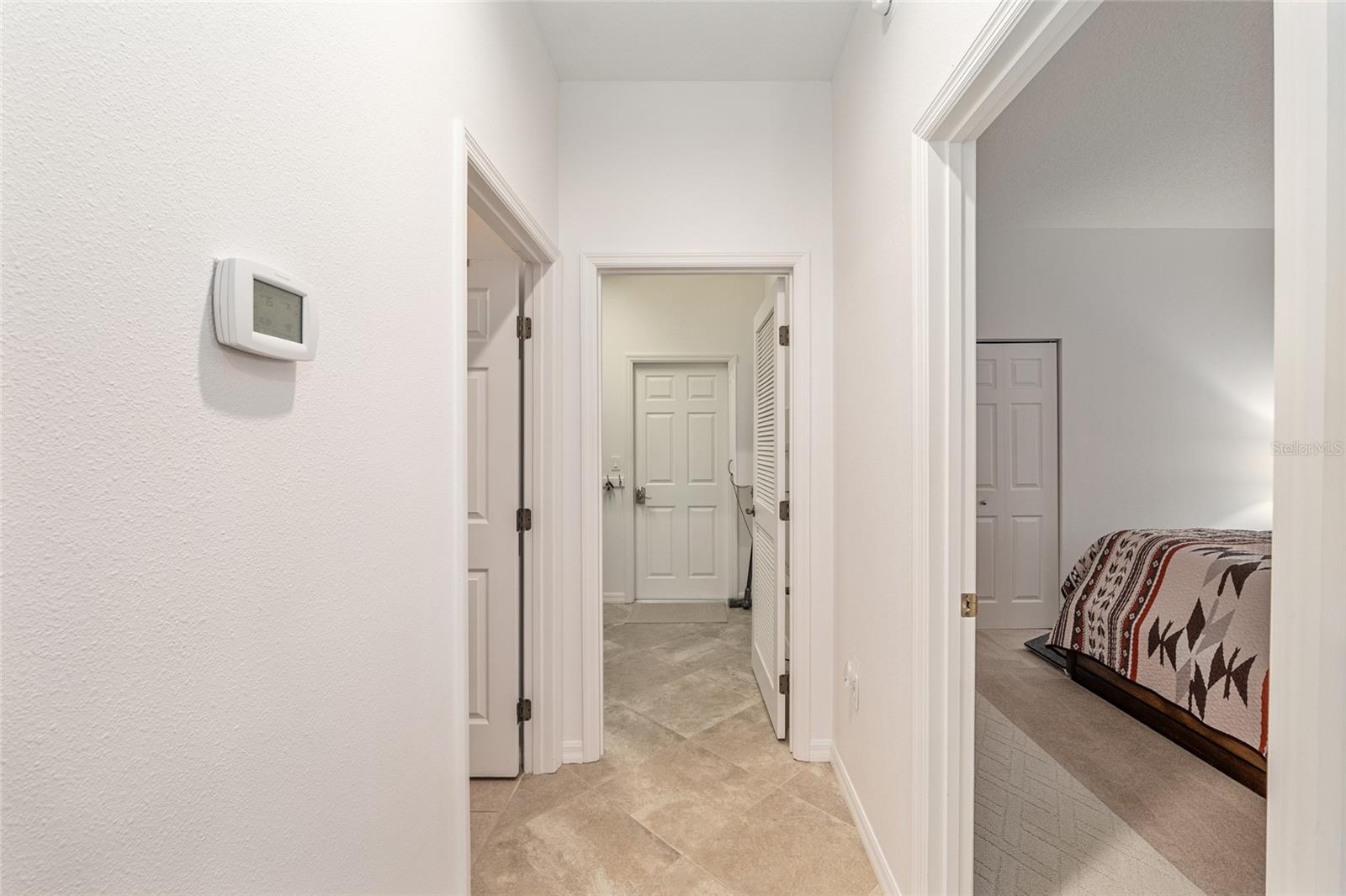 ON TOP OF THE WORLD - Residential