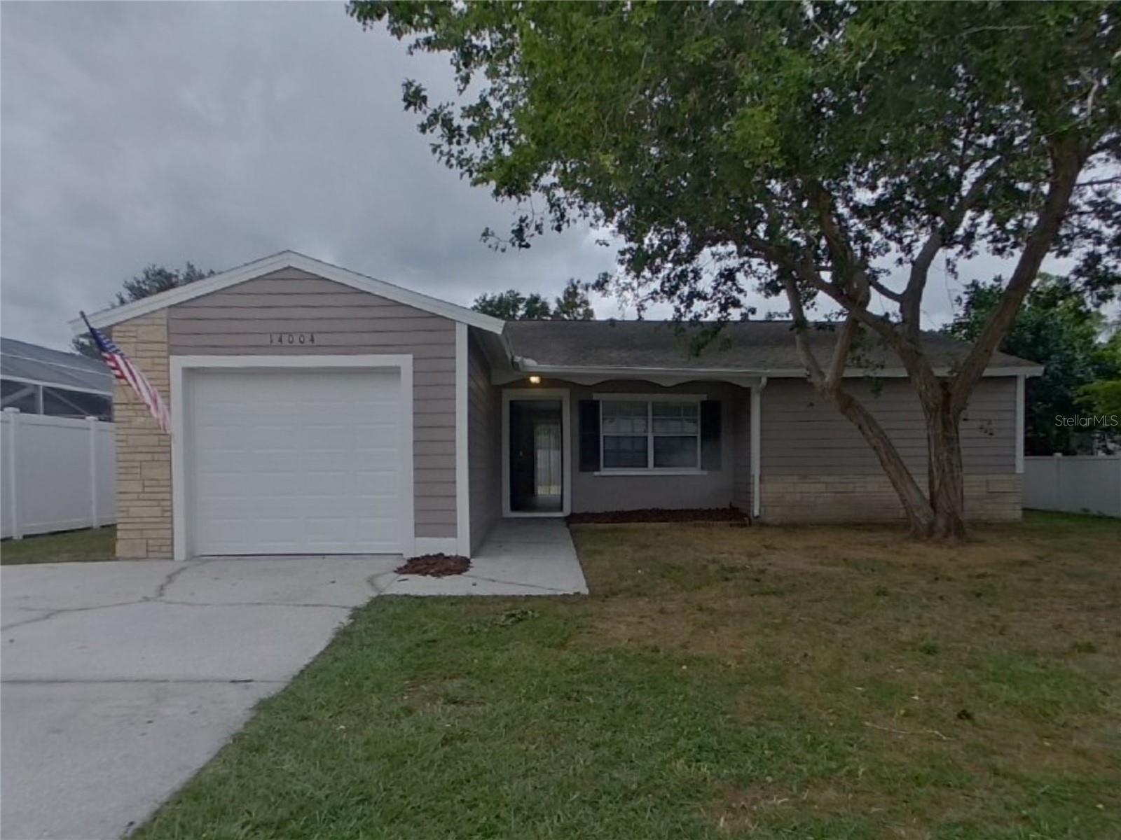 CARROLLWOOD MEADOWS UNIT XI - Residential Lease