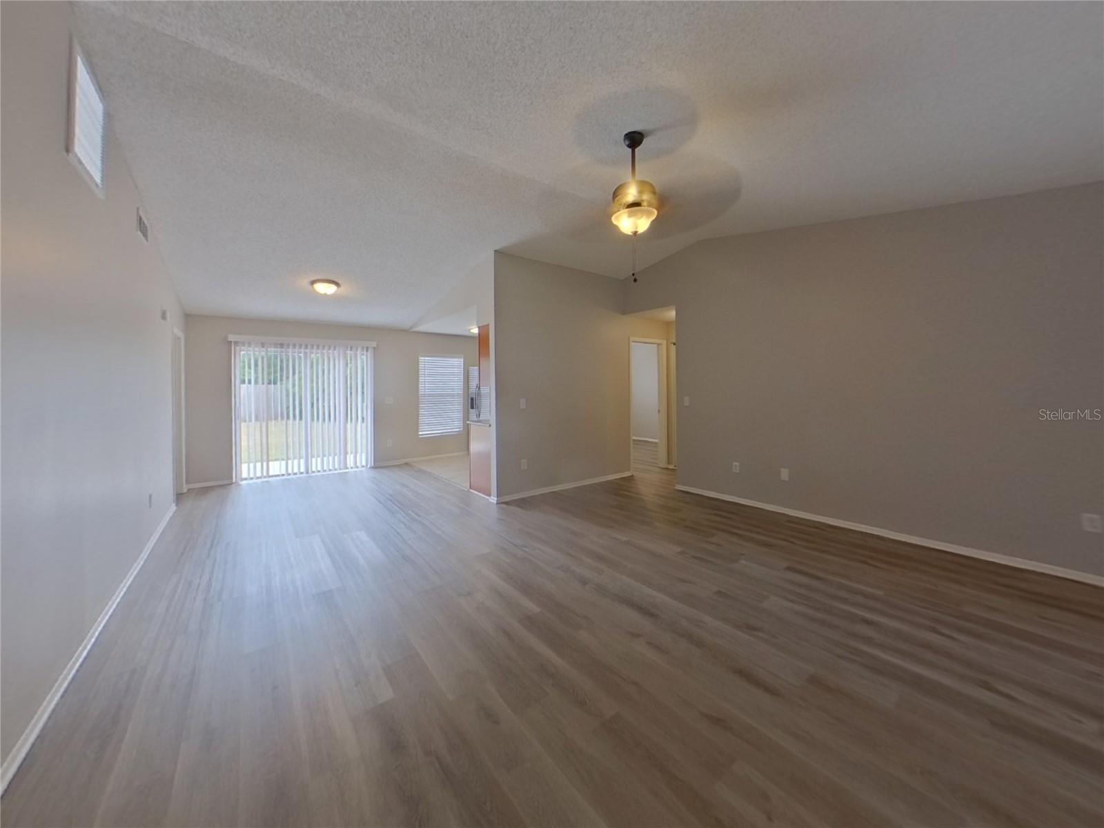 CARROLLWOOD MEADOWS UNIT XI - Residential Lease