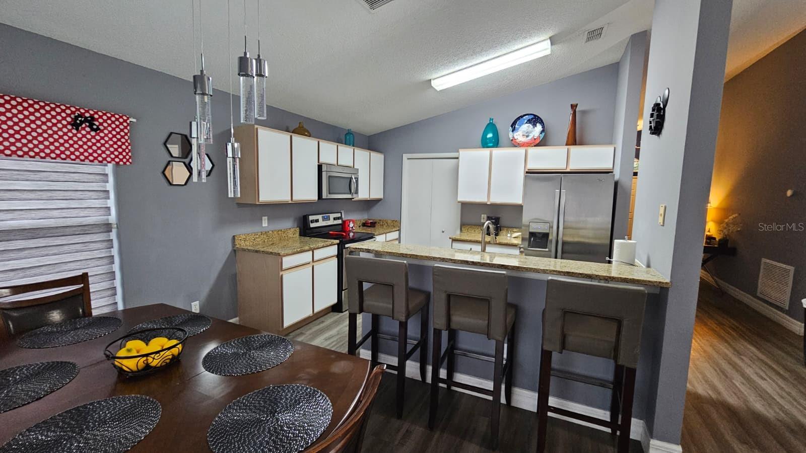 HAMPTON LAKES, HAMPTON ESTATES - Residential Lease