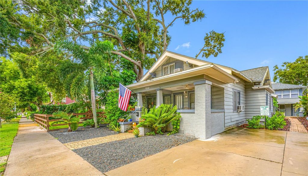 Photo of 1026 12th Street N, St Petersburg, FL 33705 (MLS # TB8447281)