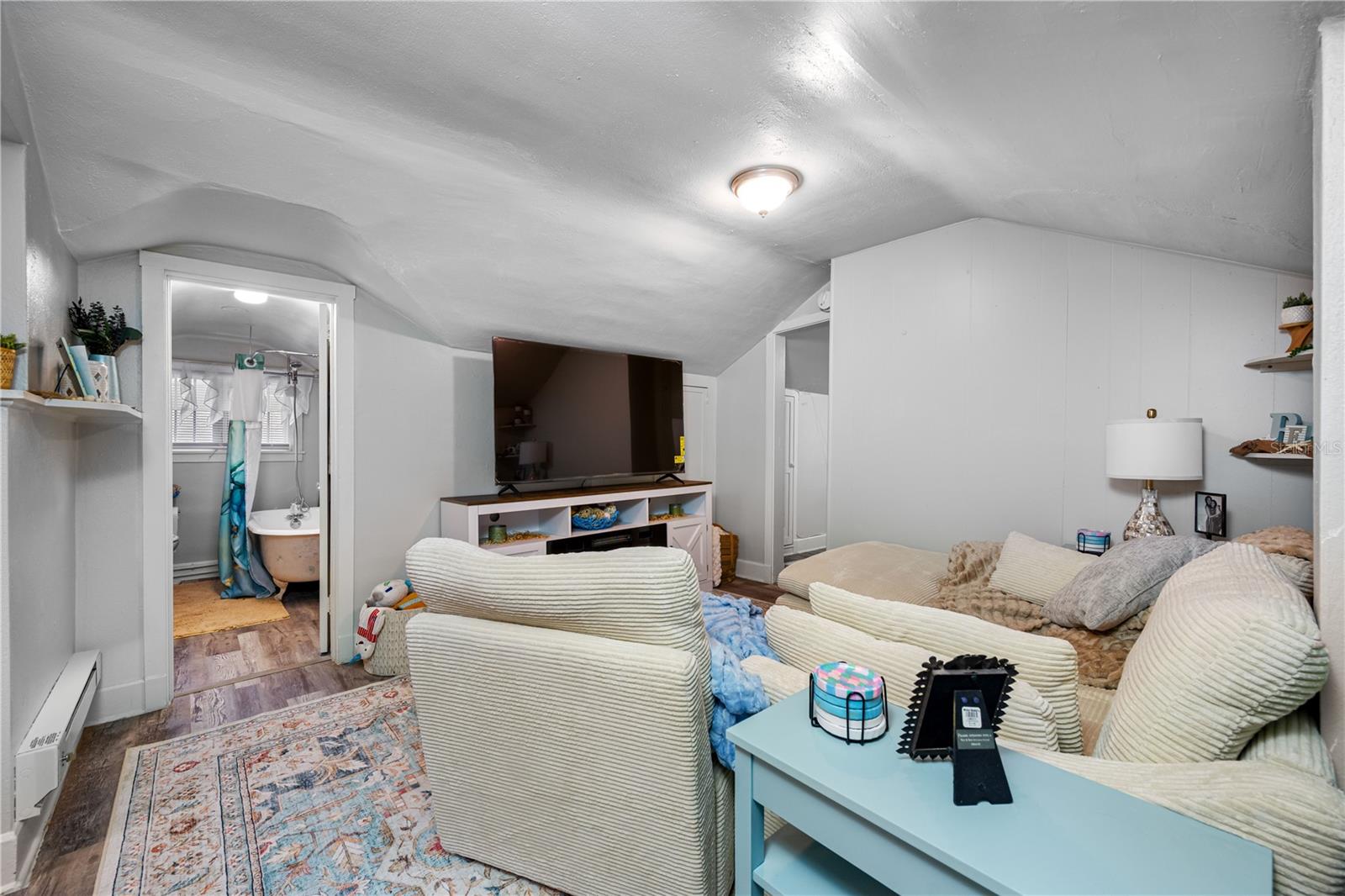 EDINA GARDEN OF EDEN - Residential Income