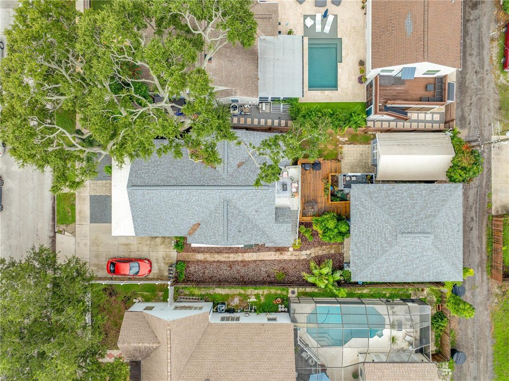 Photo of 1026 12th Street N, St Petersburg, FL 33705 (MLS # TB8447281)