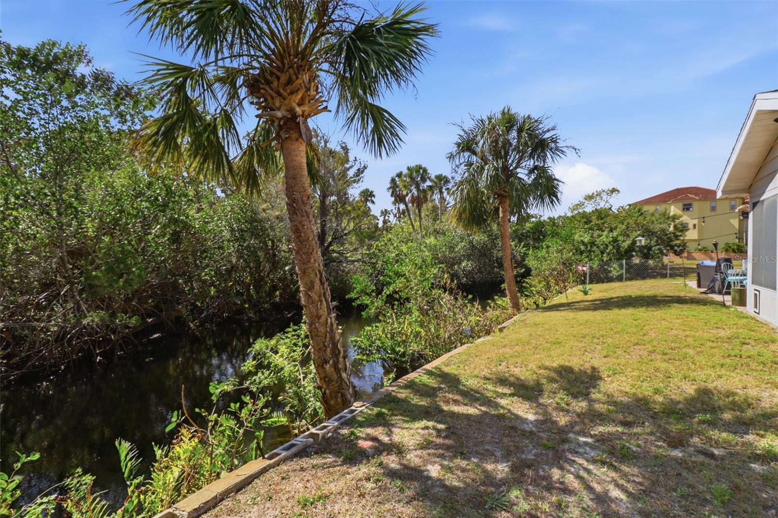 5728 SEABREEZE DRIVE