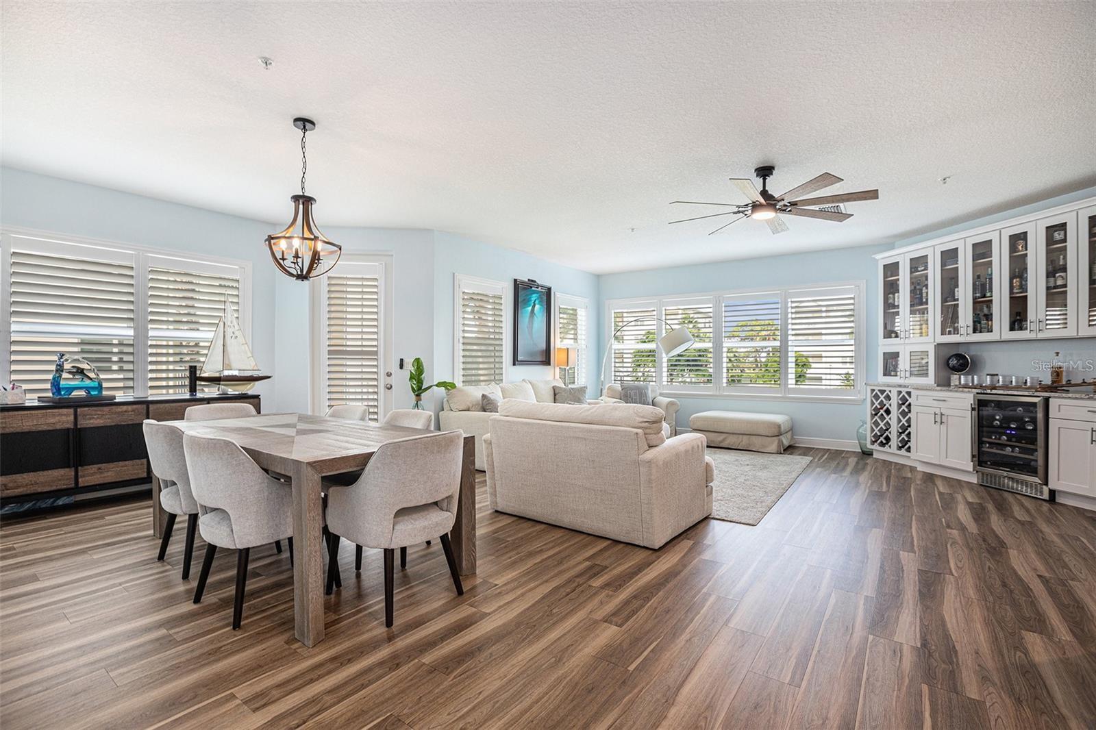 PALMA SOLA BAY CLUB PH 6 OR2658/5907 - Residential