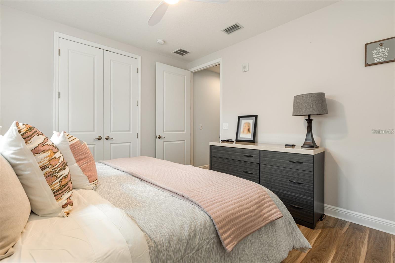 PALMA SOLA BAY CLUB PH 6 OR2658/5907 - Residential