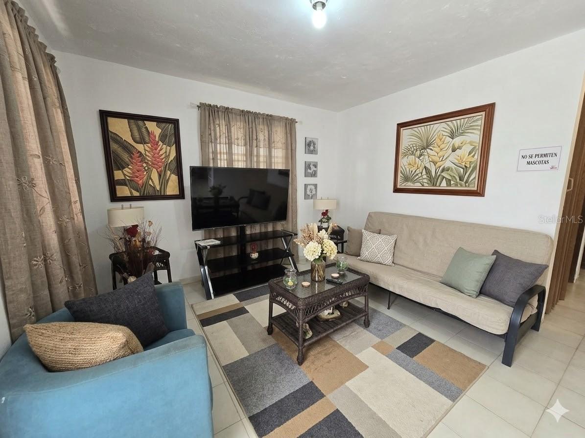 PARCELAS NAVARRO CALLE 12, CASA 330, GURABO, PR 00 - Residential Lease