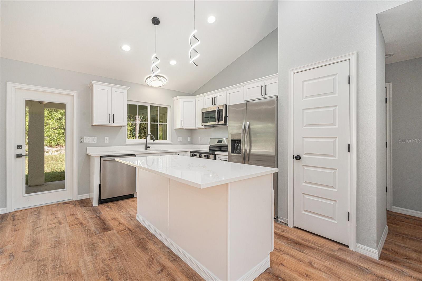 CITRUS SPGS UNIT 07 - Residential