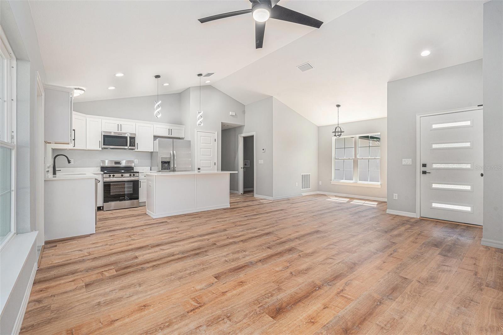 CITRUS SPGS UNIT 07 - Residential