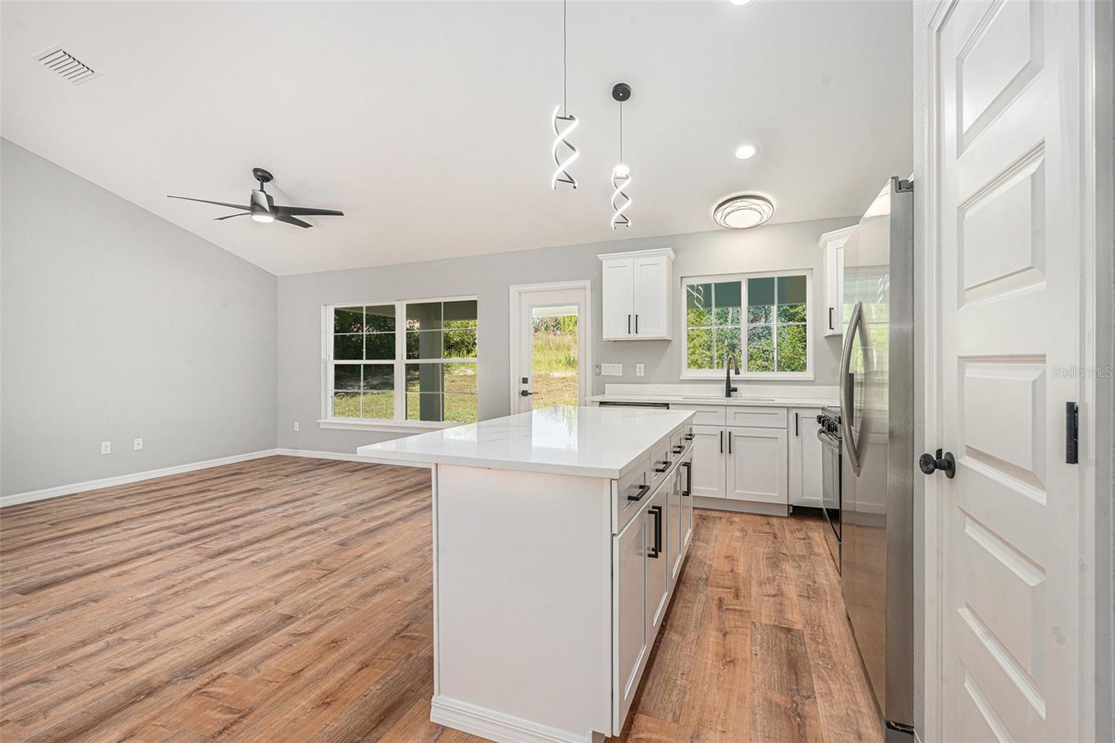 CITRUS SPGS UNIT 07 - Residential