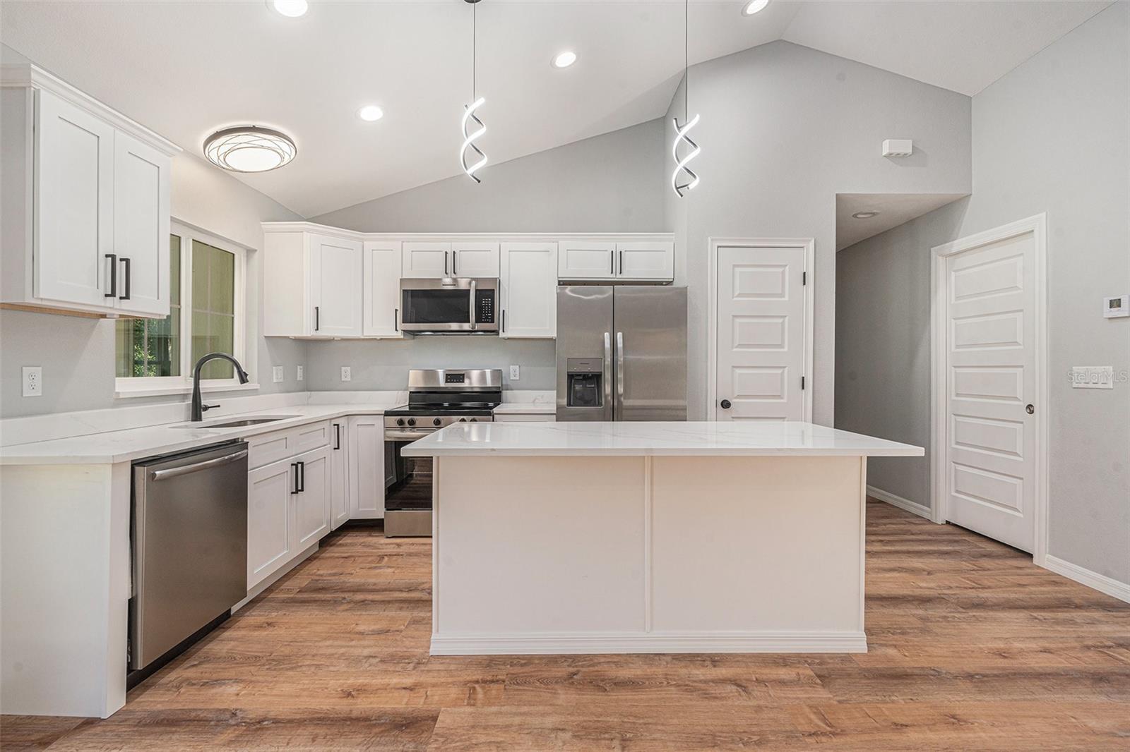 CITRUS SPGS UNIT 07 - Residential