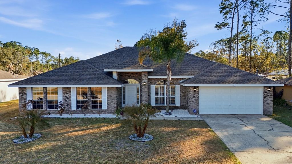 Photo of 6 Reybury Lane, Palm Coast, FL 32164 (MLS # O6386795)