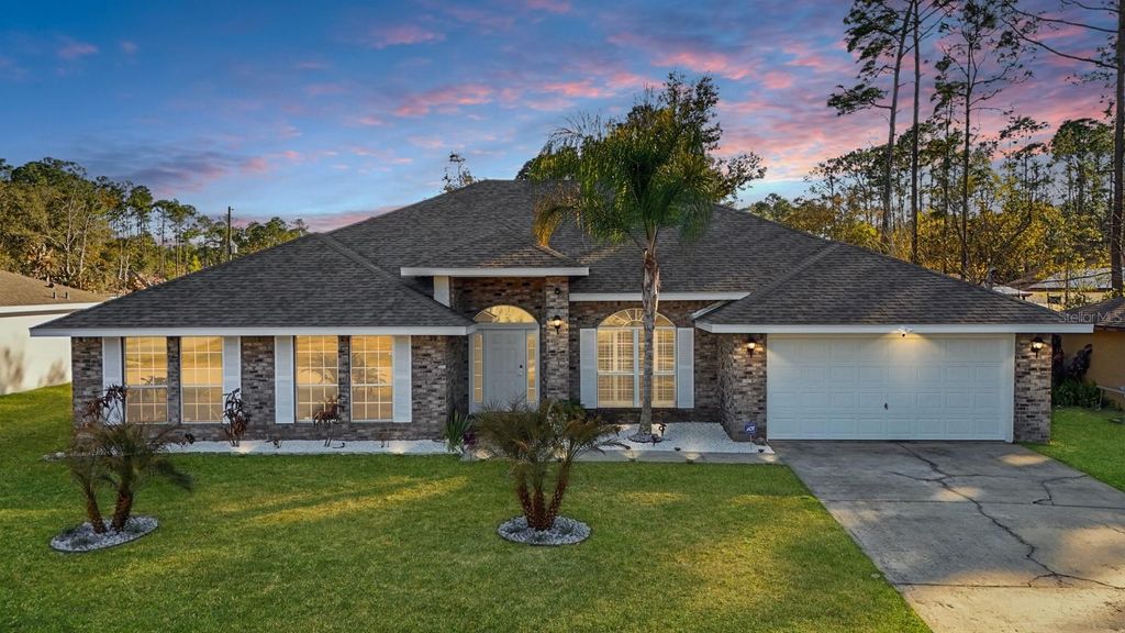 Photo of 6 Reybury Lane, Palm Coast, FL 32164 (MLS # O6386795)