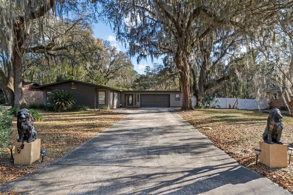 Photo of 3741 NW 16th Place, Gainesville, FL 32605 (MLS # GC538135)