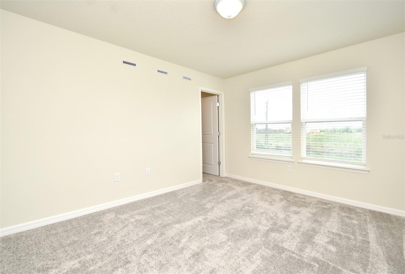 EMERALD POINTE AT BERYL LANDING - Residential Lease