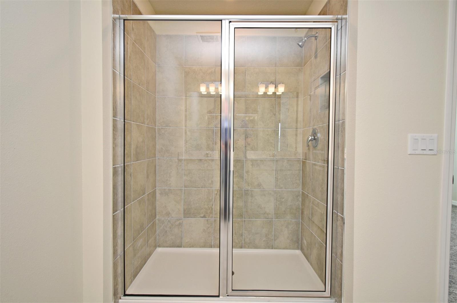 EMERALD POINTE AT BERYL LANDING - Residential Lease