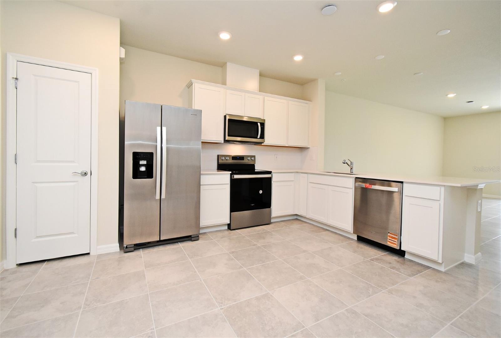 EMERALD POINTE AT BERYL LANDING - Residential Lease