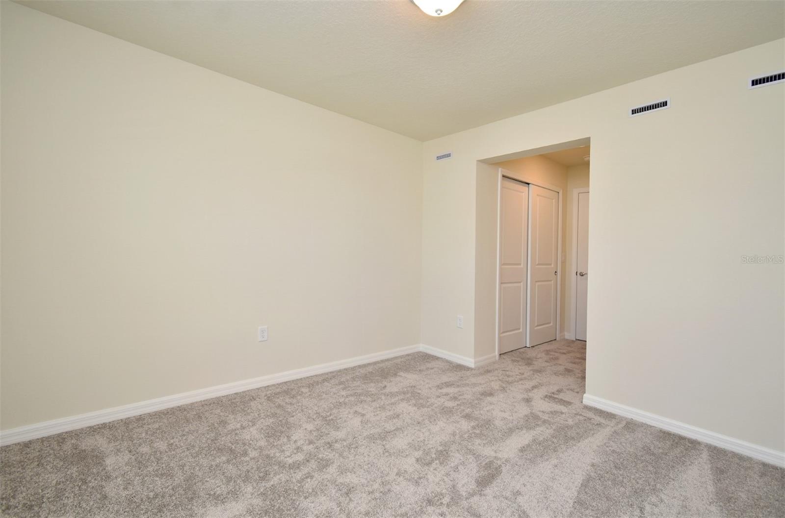 EMERALD POINTE AT BERYL LANDING - Residential Lease