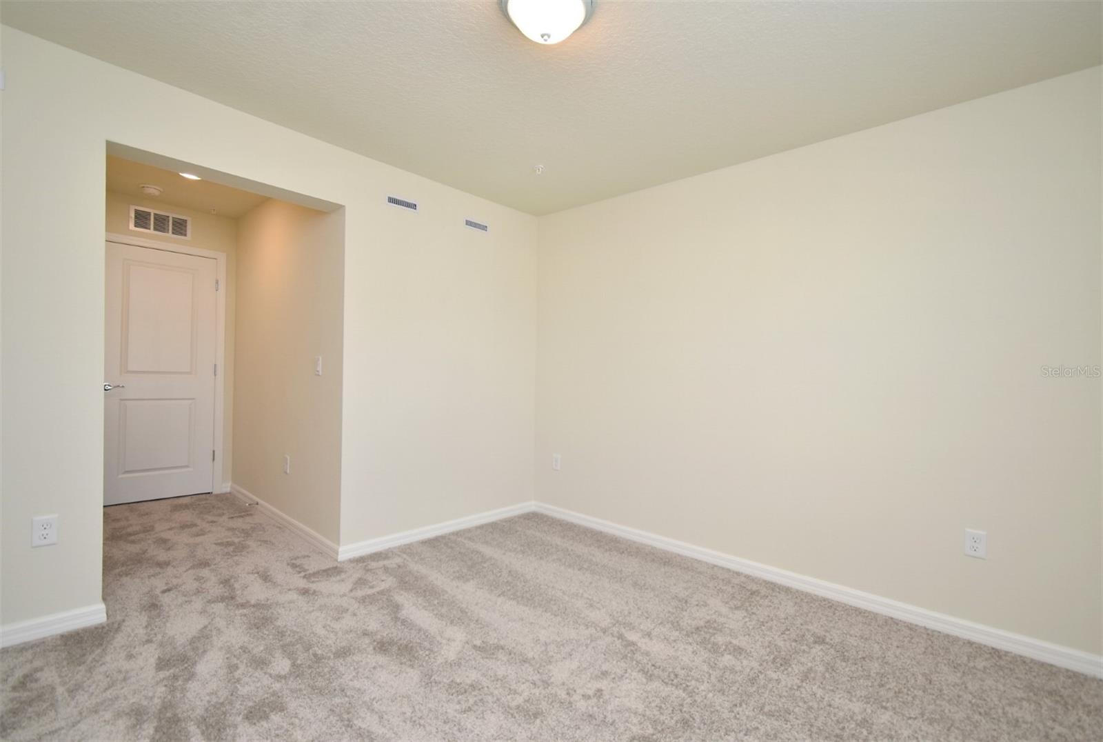 EMERALD POINTE AT BERYL LANDING - Residential Lease