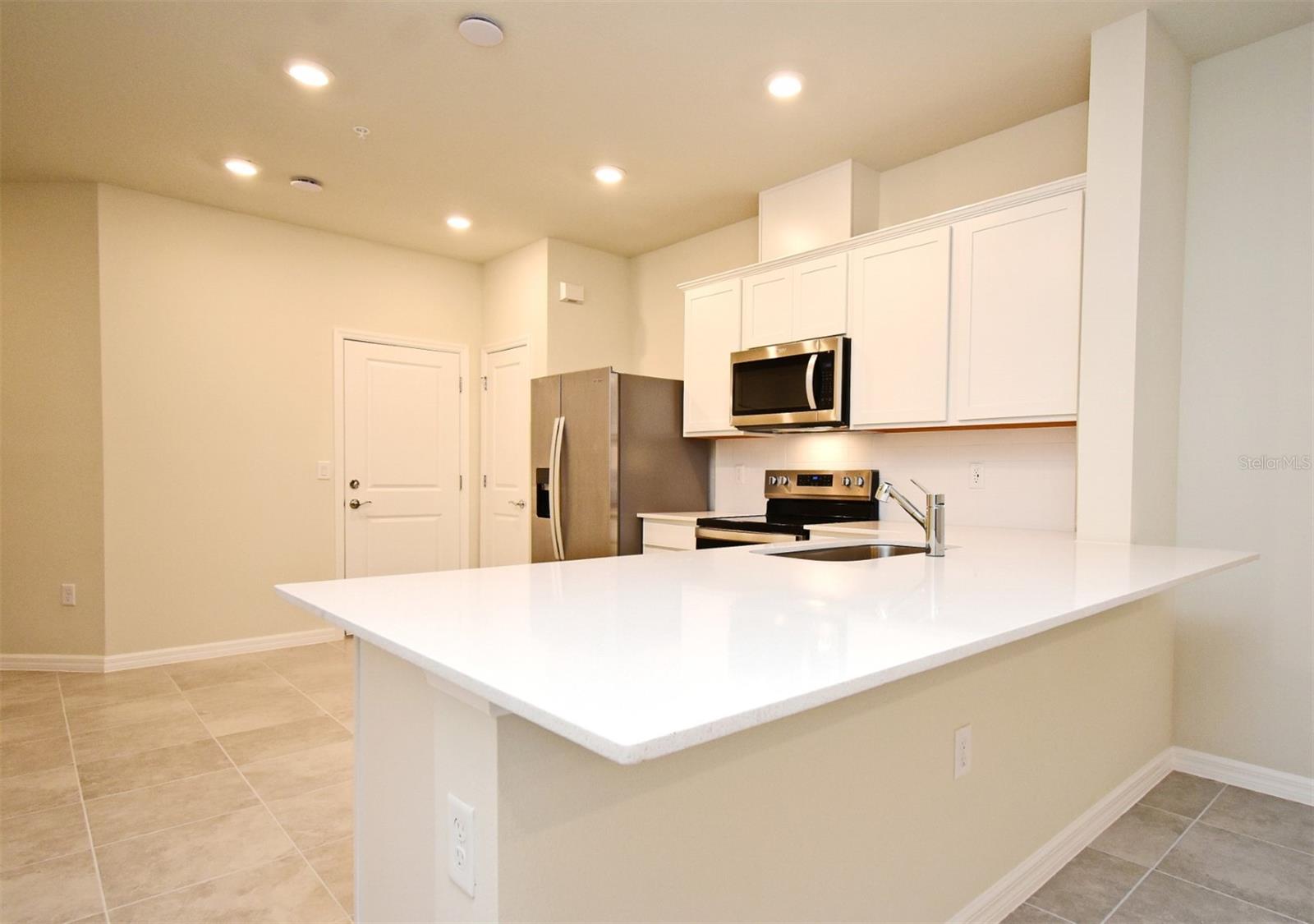 EMERALD POINTE AT BERYL LANDING - Residential Lease