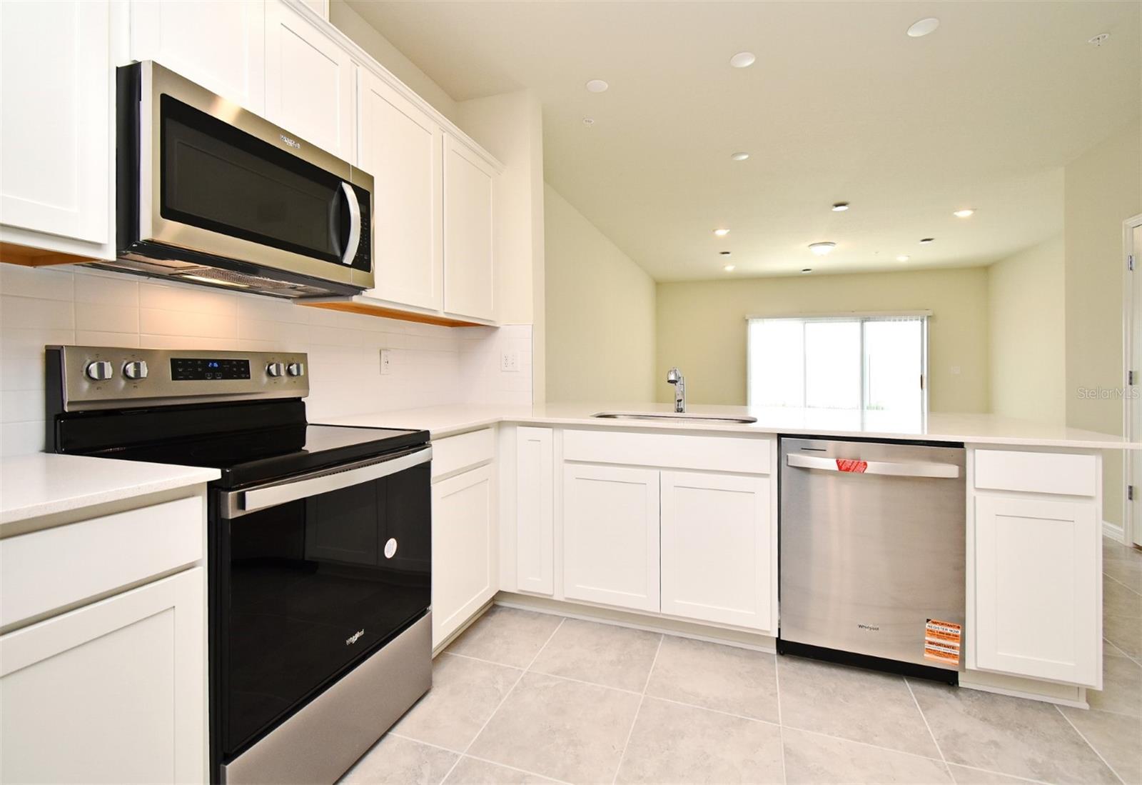 EMERALD POINTE AT BERYL LANDING - Residential Lease