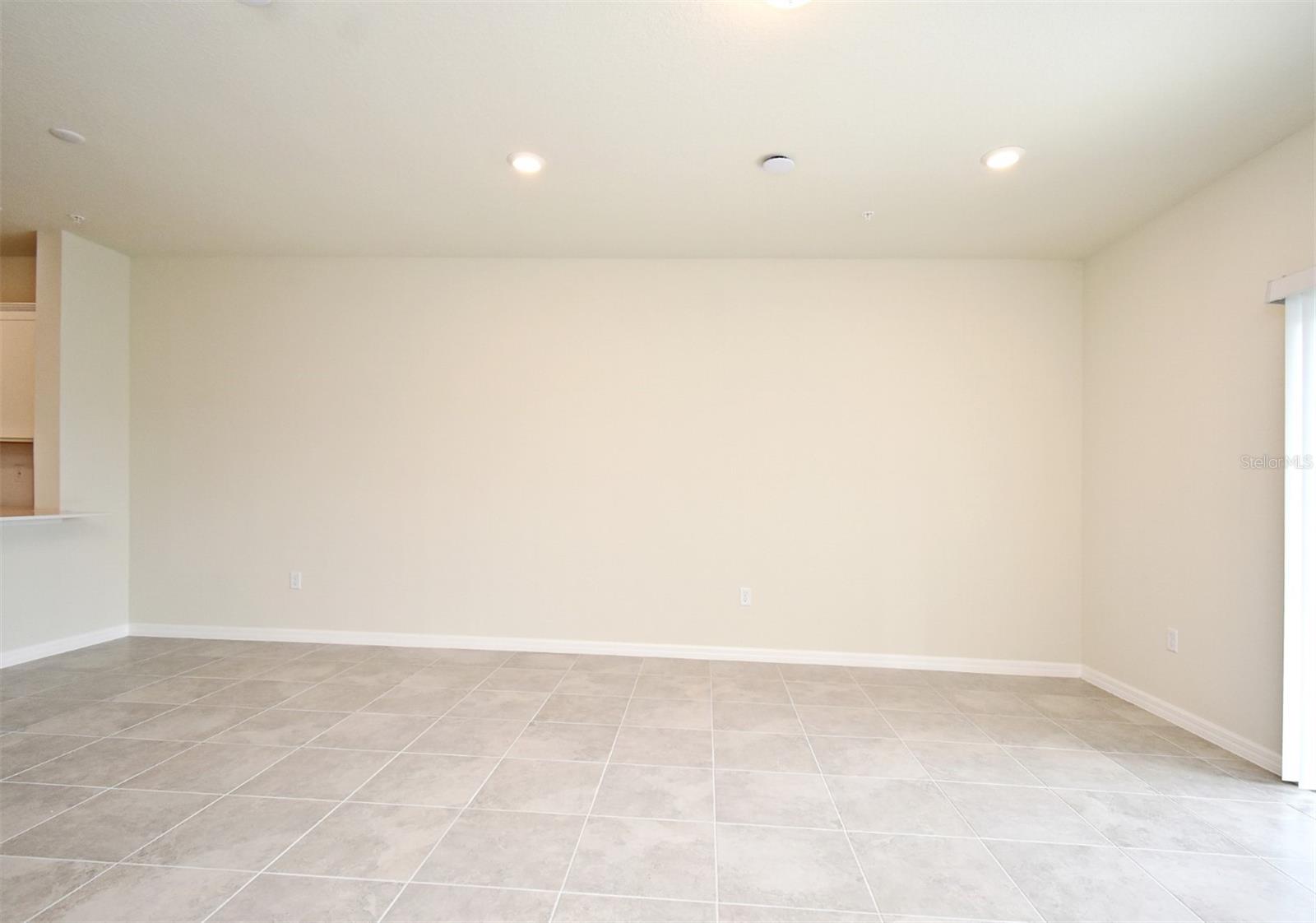 EMERALD POINTE AT BERYL LANDING - Residential Lease