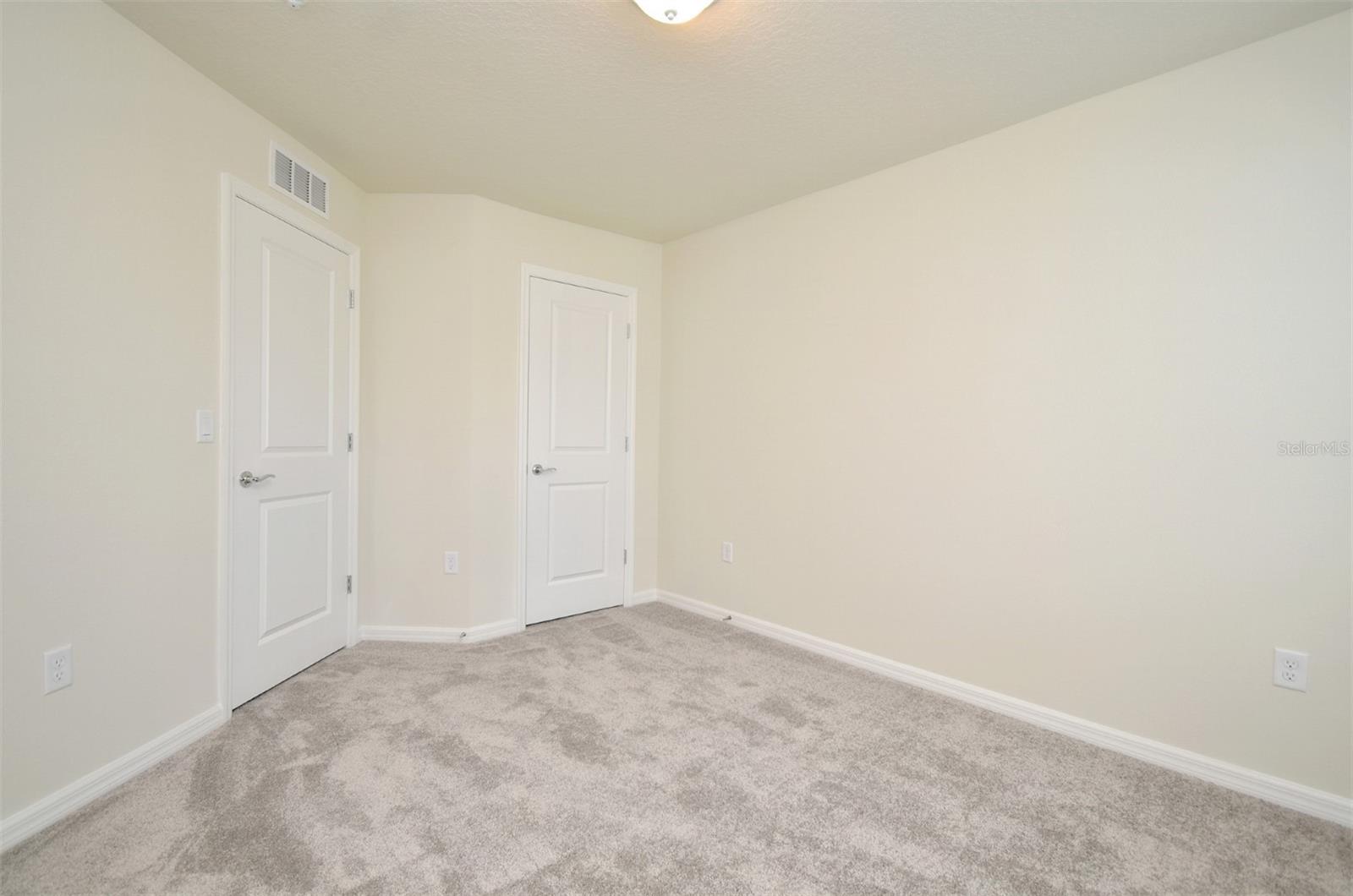 EMERALD POINTE AT BERYL LANDING - Residential Lease