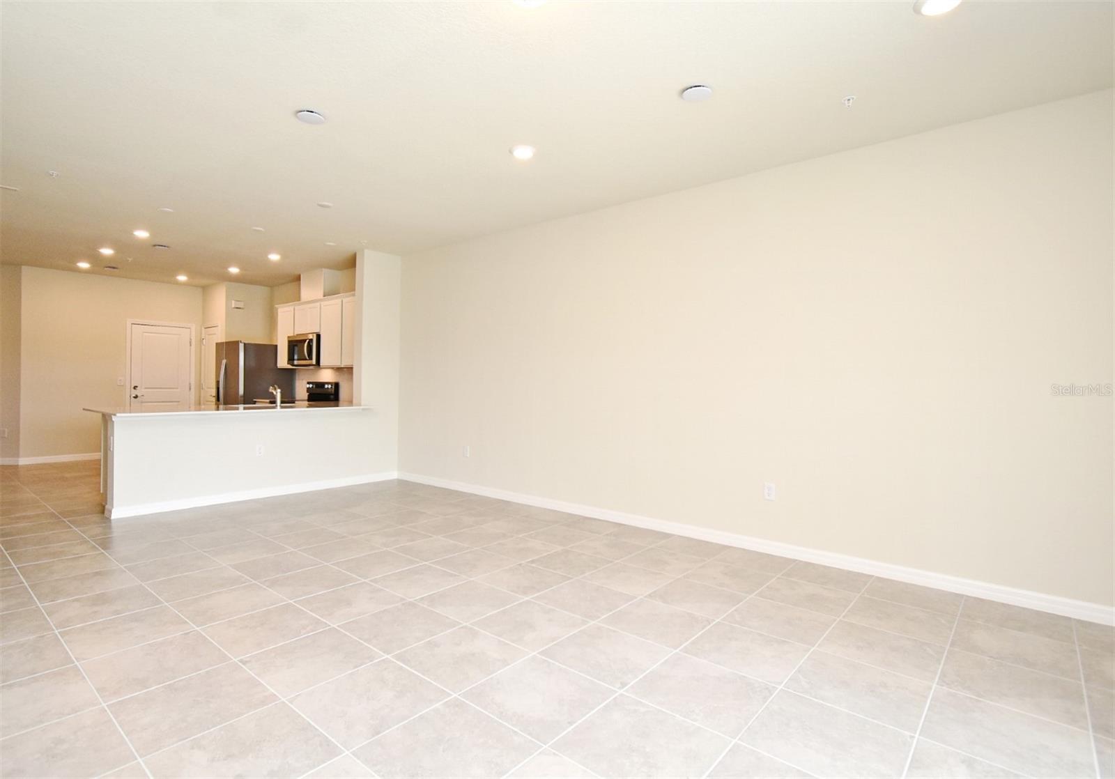 EMERALD POINTE AT BERYL LANDING - Residential Lease