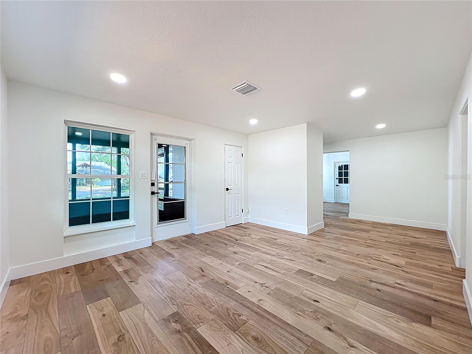 KARNAS PARK - Residential