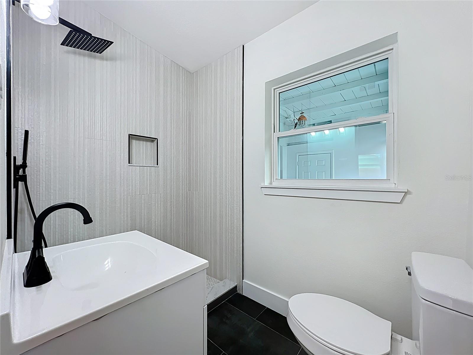 KARNAS PARK - Residential