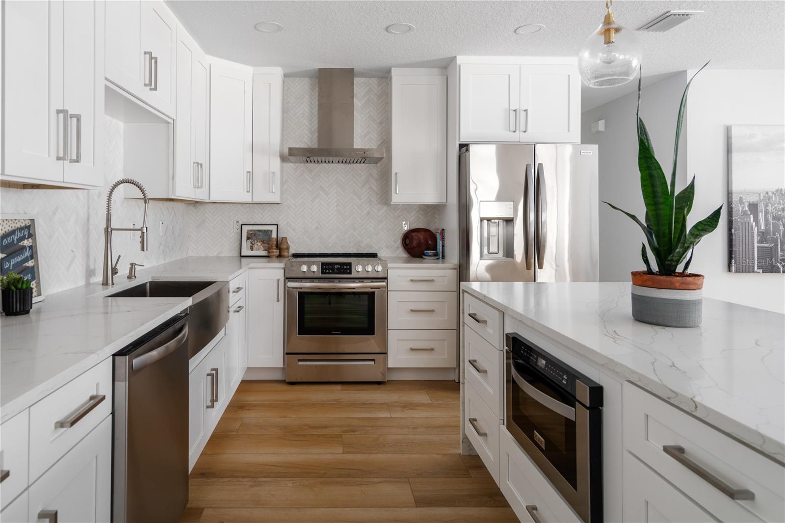 WEST NAPLES - Residential