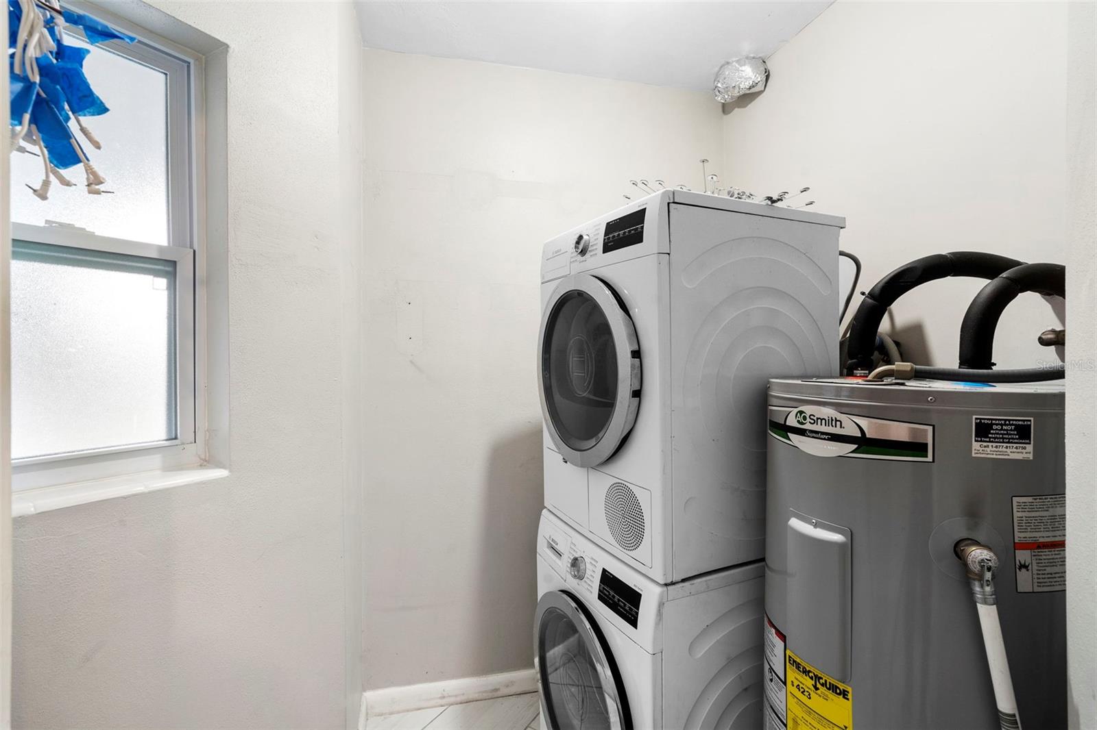 FAIRVIEW SHORES - Residential Income