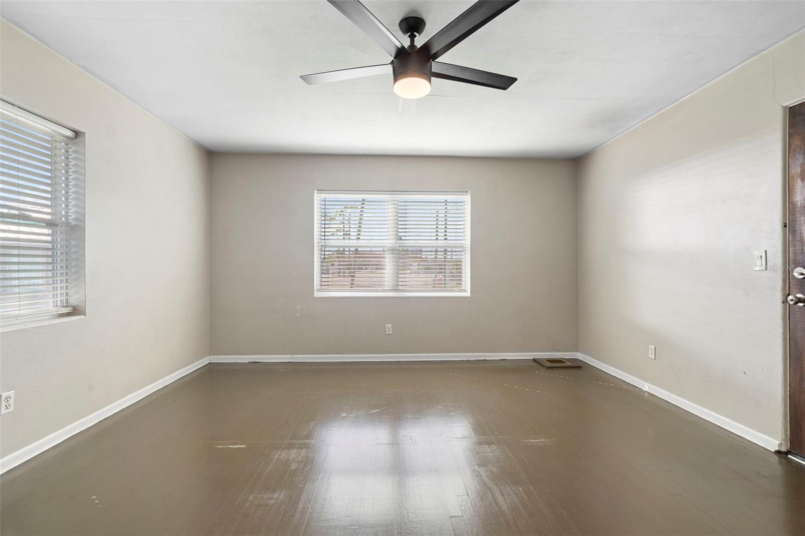 FAIRVIEW SHORES - Residential Income