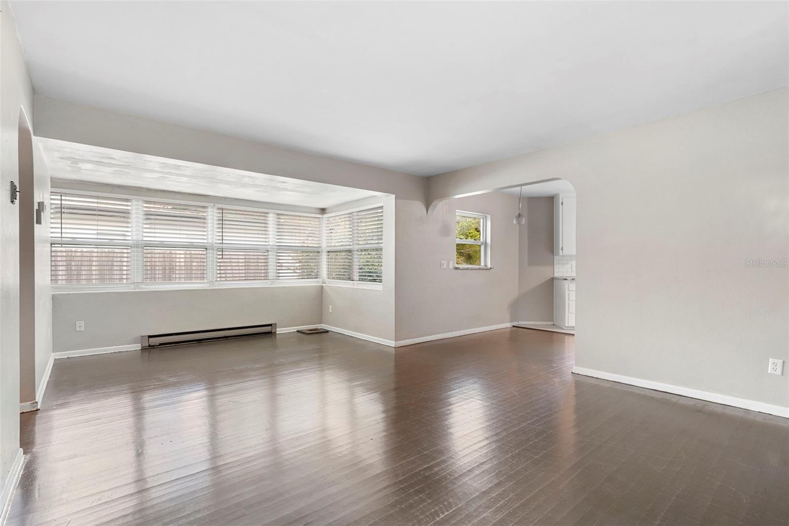 FAIRVIEW SHORES - Residential Income