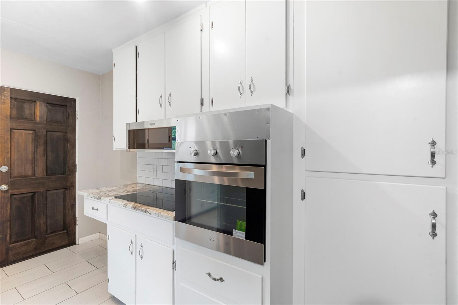 FAIRVIEW SHORES - Residential Income