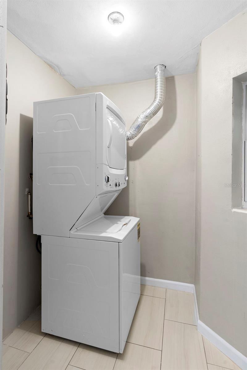 FAIRVIEW SHORES - Residential Income