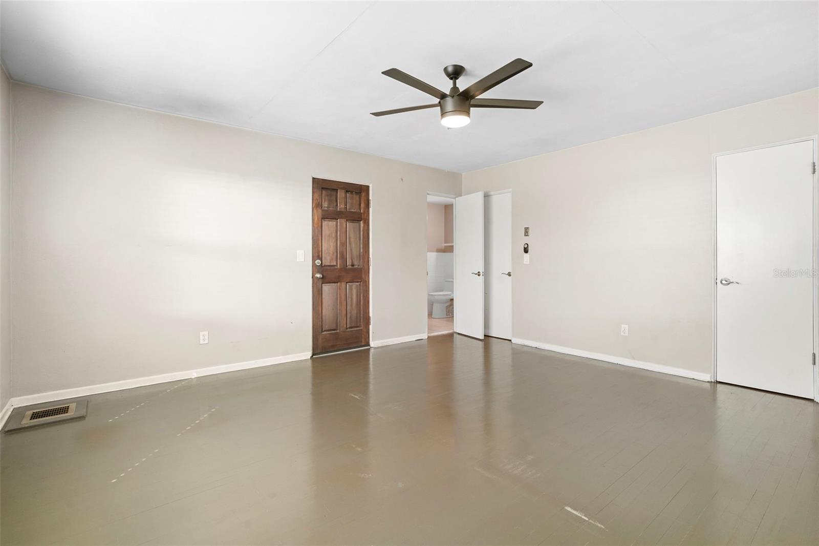 FAIRVIEW SHORES - Residential Income