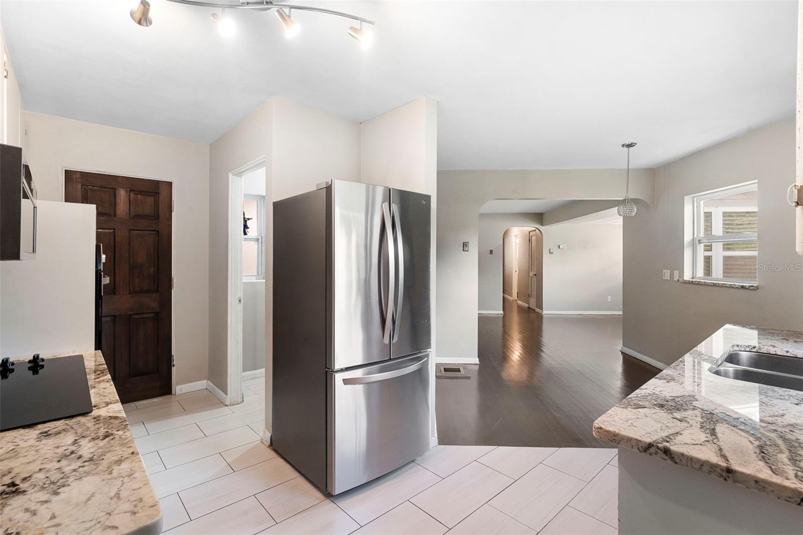 FAIRVIEW SHORES - Residential Income