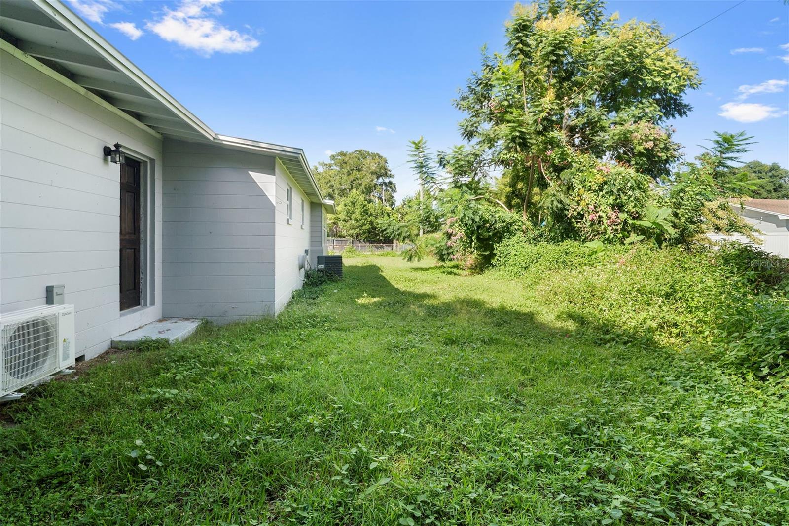 FAIRVIEW SHORES - Residential Income