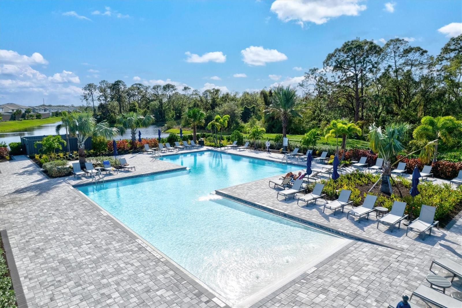 SAPPHIRE POINT PH I & II SUBPH 1A, 1B, 1 - Residential Lease