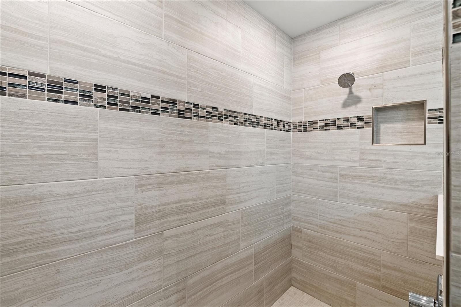 SAPPHIRE POINT PH I & II SUBPH 1A, 1B, 1 - Residential Lease