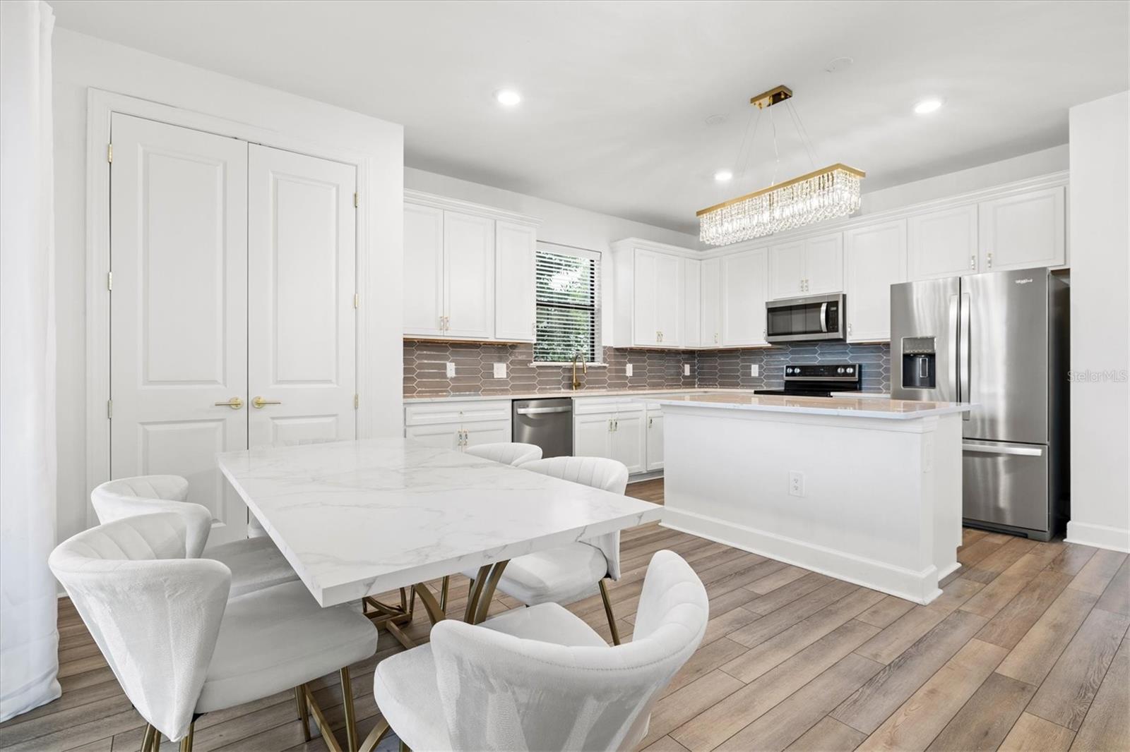 SAPPHIRE POINT PH I & II SUBPH 1A, 1B, 1 - Residential Lease