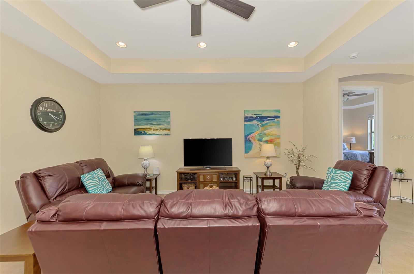 CALUSA PARK - Residential